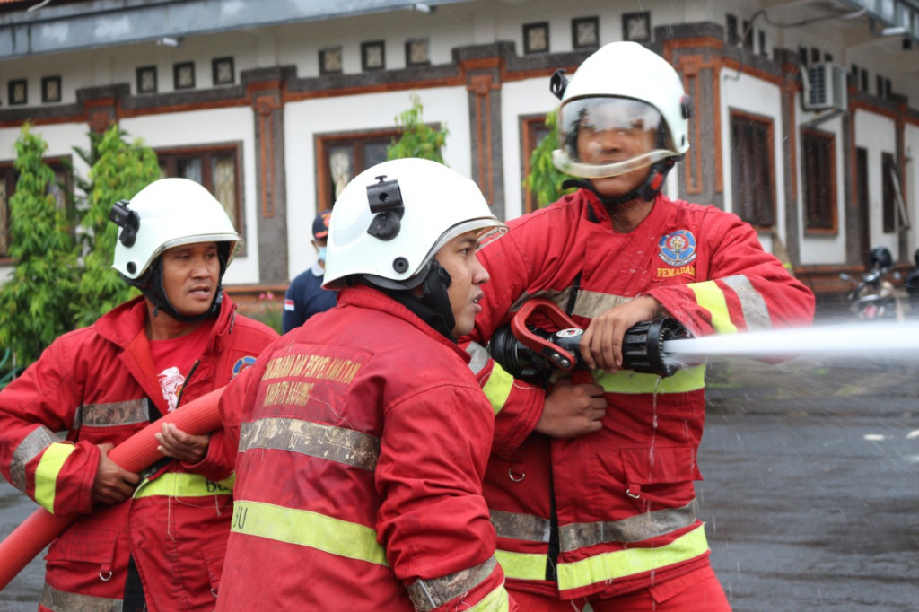 Diskarmat Badung Sambut HUT Pemadam Kebakaran Ke-103